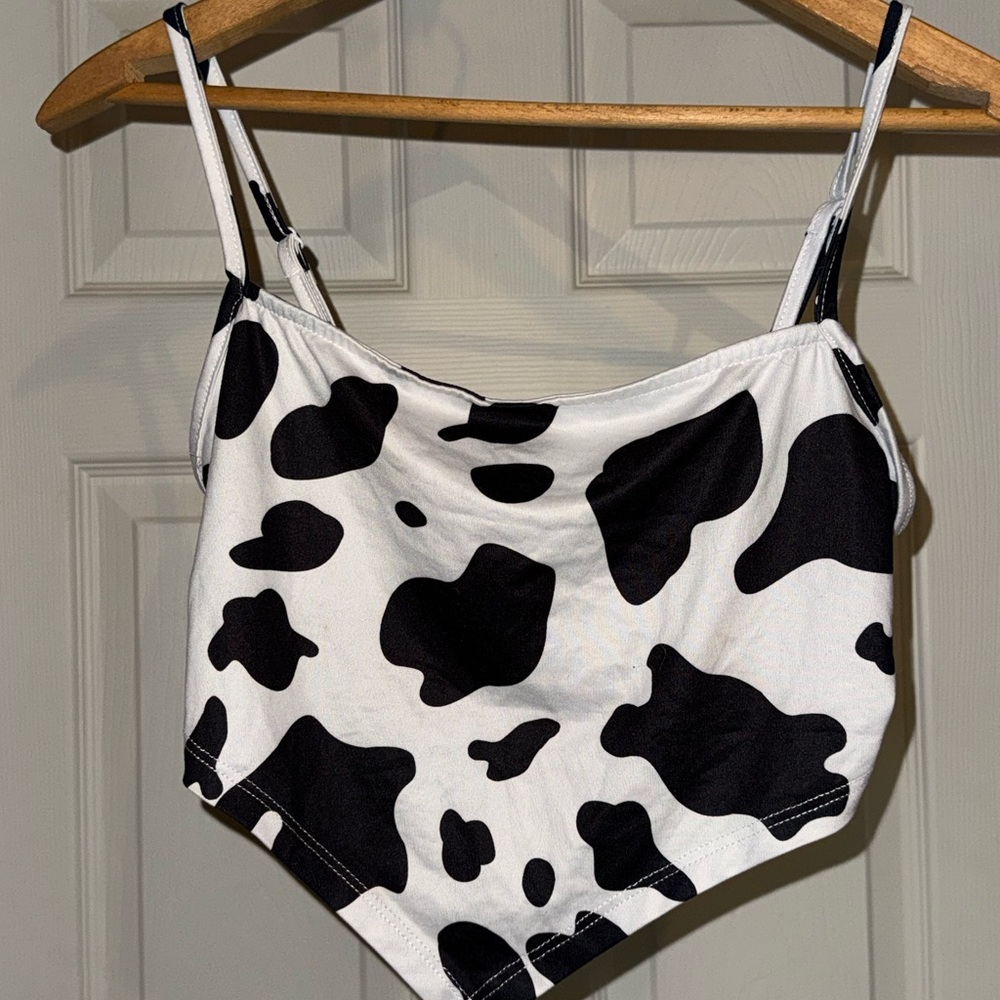 6/$15 SHEIN Black and White Cow Print Tank Top